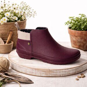 Bogs Flora Bootie Rain Boots Women Size 8 Plum Waterproof Garden Ankle Slip On